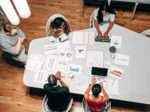 Strategic competitor analysis investigations to uncover market insights, business strategies, and potential risks.